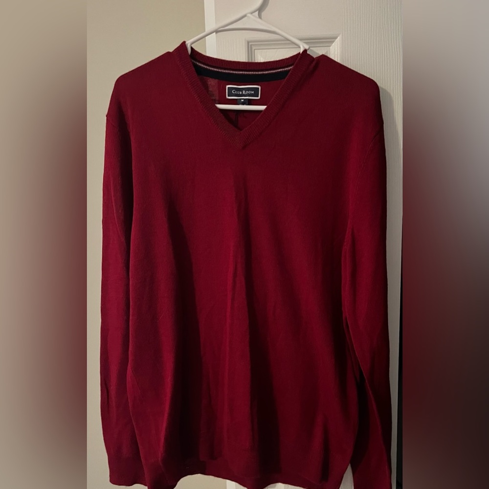 Men’s medium red Club Room sweater